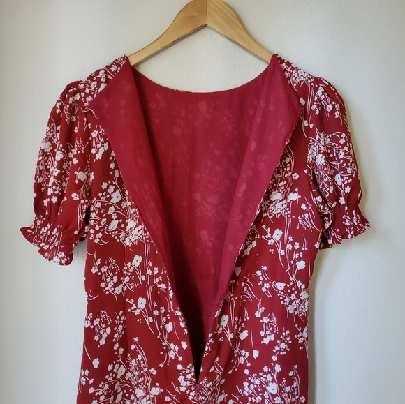 Red Floral Smocked Puff Sleeve Midi Dress - Picture 12 of 15